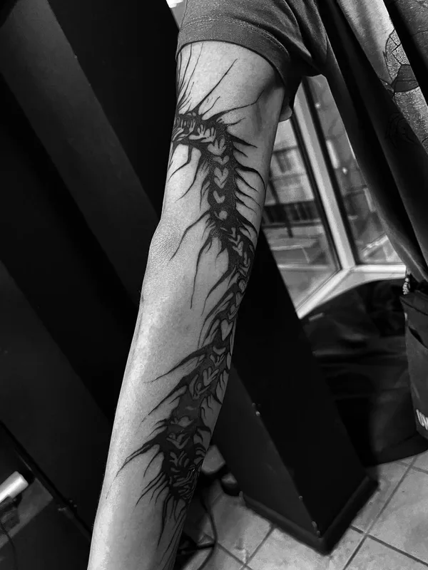 black blackwork татуировка на forearm #93621 | Тату мастер Виктория Левина