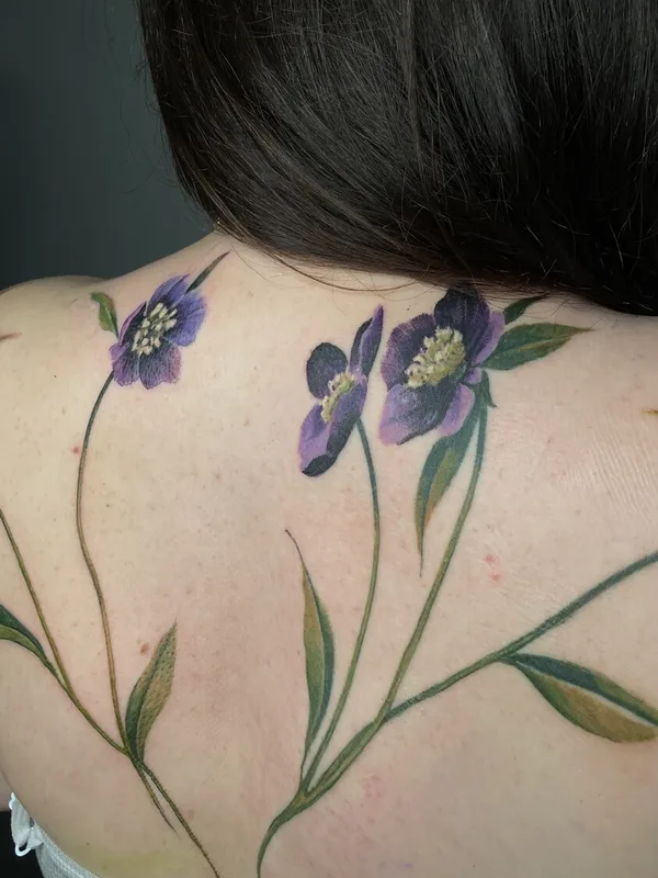female color botanic татуировка на shoulder blade #100882 | Тату мастер Nagehan Fenman