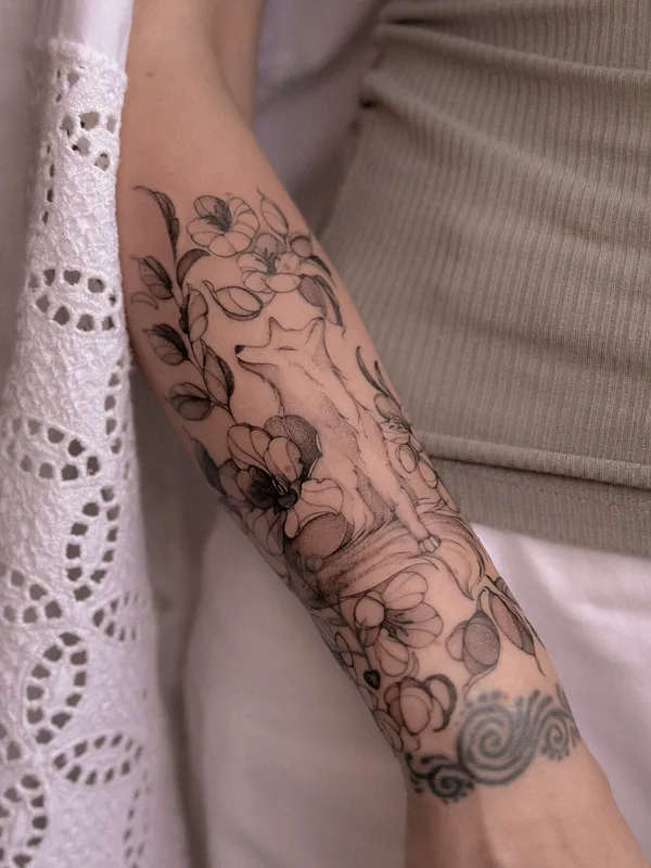 black and grey illustrative Tatuagem em forearm #94069 | Tatuador Valeriatattooer