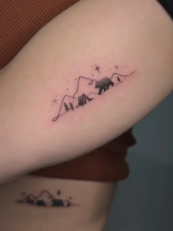 female blackandgrey fineline tatouage sur biceps #94591 | Artiste tatoueur Miki Sheir