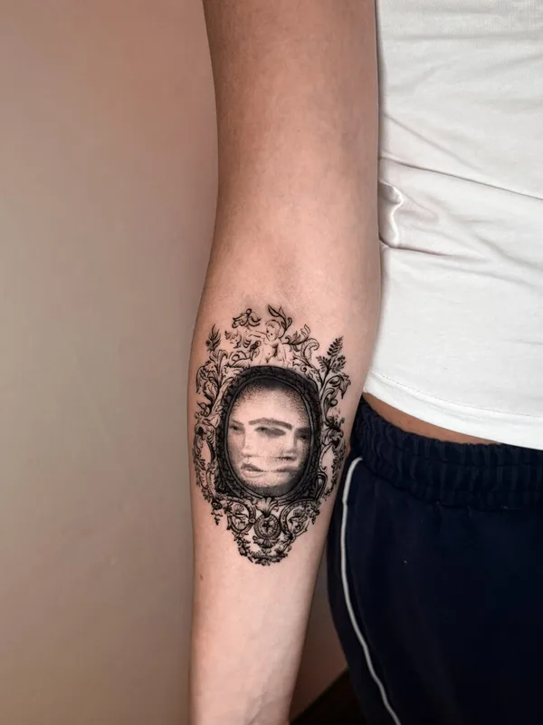 black and grey black and grey татуировка на forearm #94710 | Тату мастер Anisa Bumazhenko