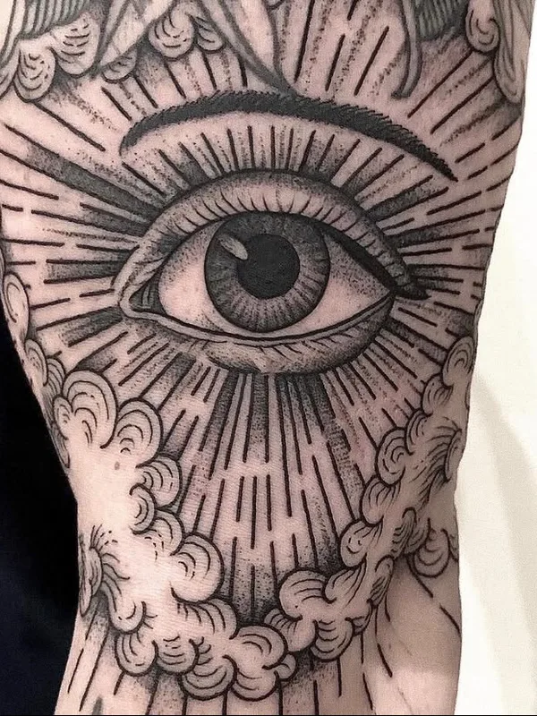 black and grey blackwork Tatuaggio su outer arm #95436 | Tatuatore Alina VIVES