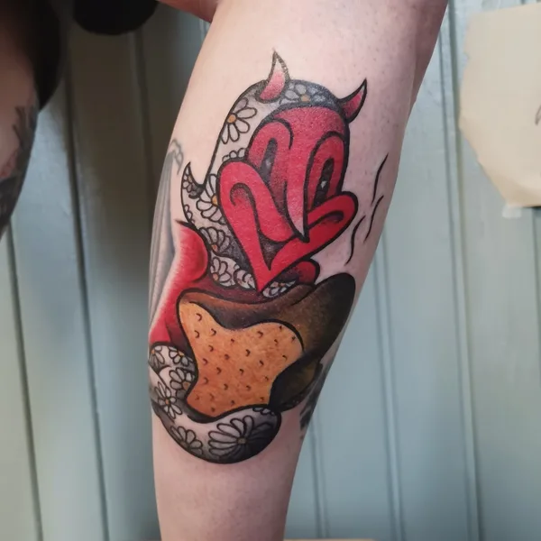 Traditional tattoo by ilja Samöwar in Tallinn