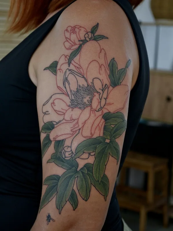 female color botanic татуировка на upper arm #95799 | Тату мастер Анна Грин 