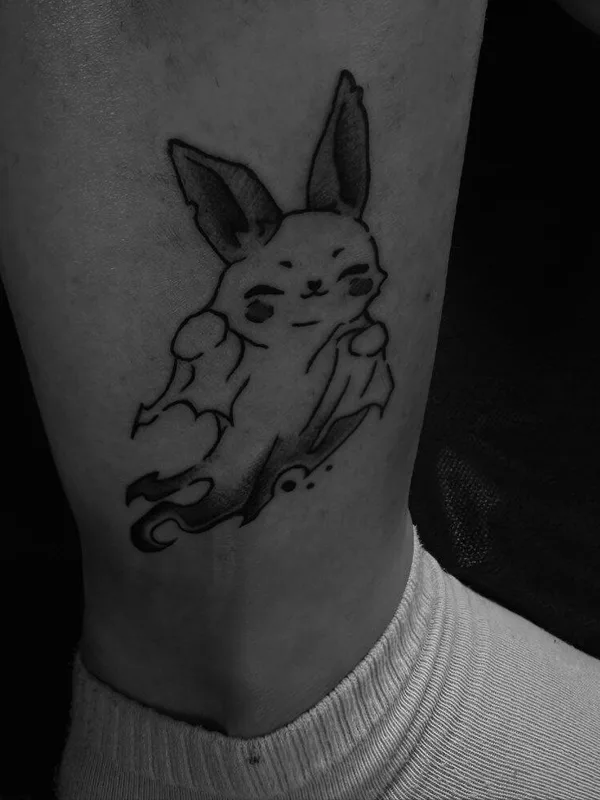 black and grey linework татуировка на calf #99244 | Тату мастер Дарья Янушкевич 