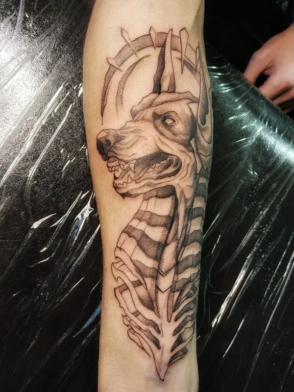 black and grey black and grey татуировка на forearm #99245 | Тату мастер Дарья Янушкевич 
