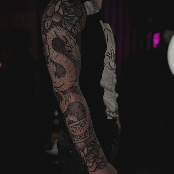 Geometric tattoo by Дарья Салманова in Мурманск