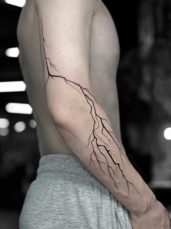 black linework татуировка на forearm #97084 | Тату мастер Мария Наумова