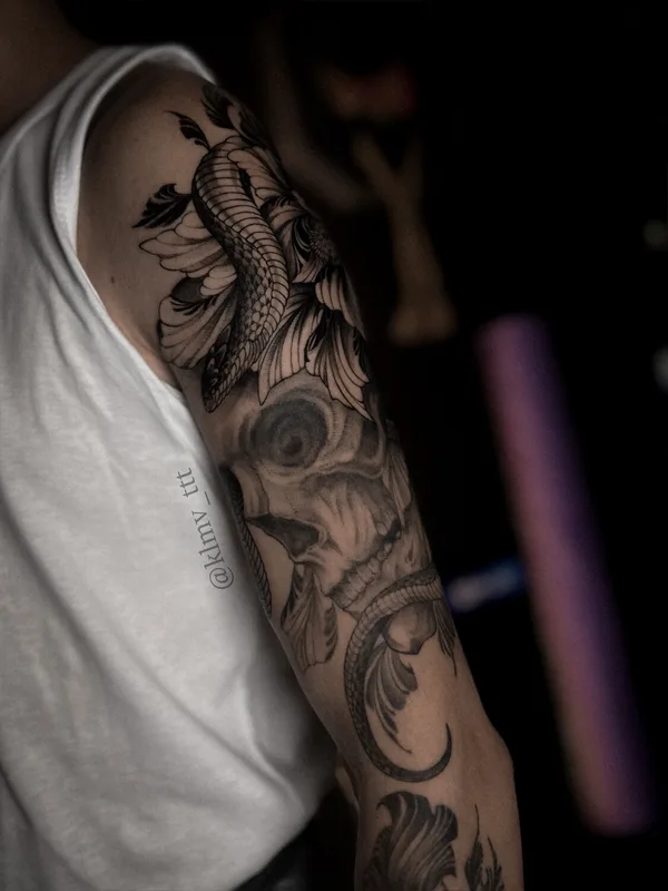 black black and grey 타투 부위 half sleeve #97088 | 타투이스트 Юля Кильмаева