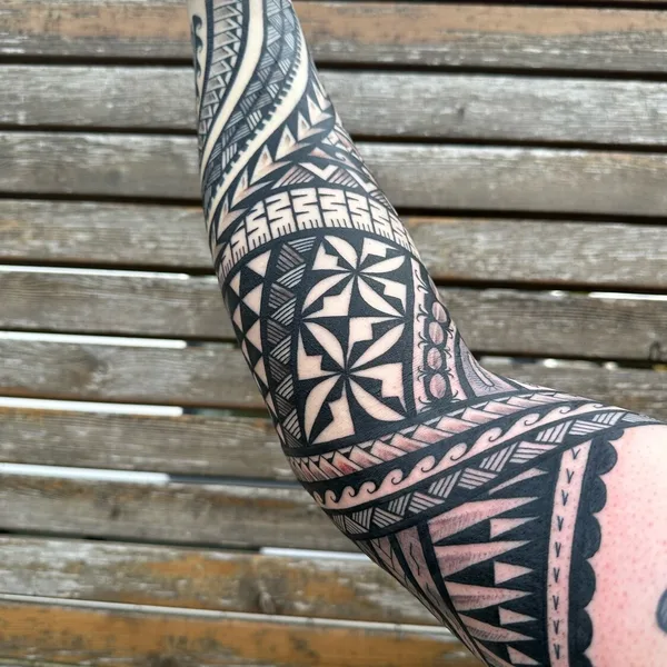 Traditional tattoo by Doko ink in Munich