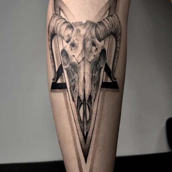 Graphic tattoo by Амина Гасай in Тамбов