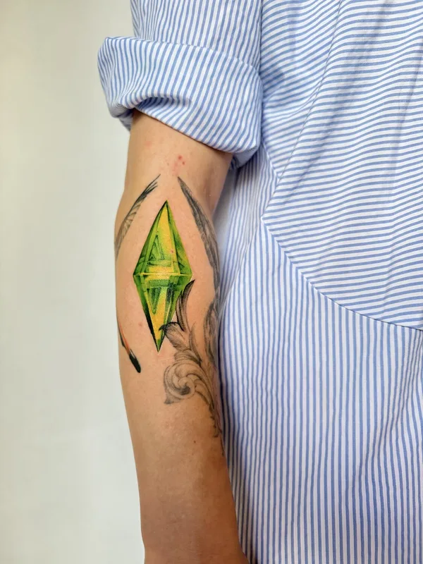 female color realism Tatuagem em forearm #97730 | Tatuador Alena