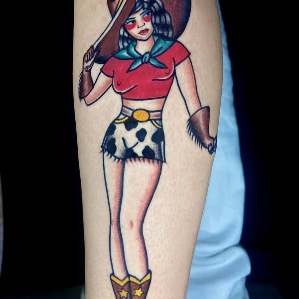 Old School tattoo by Omar Alvarez in Medellín