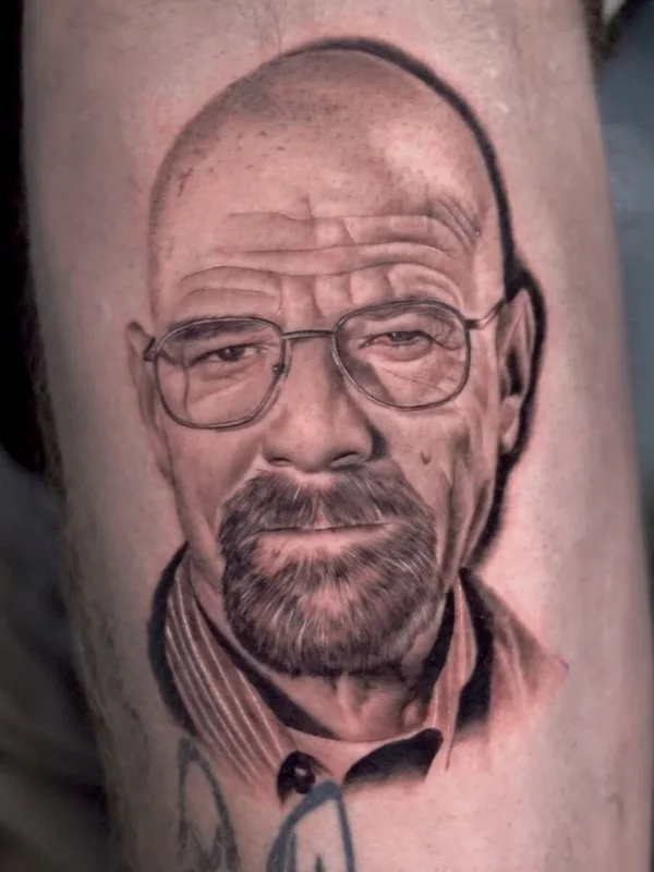 black and grey realism tatuaje en bicep #98008 | Tatuador Remko