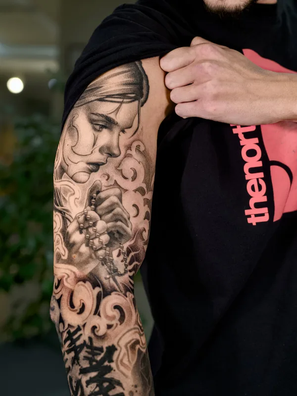 male black and grey black and grey татуировка на forearm #98013 | Тату мастер Valerii Kanay