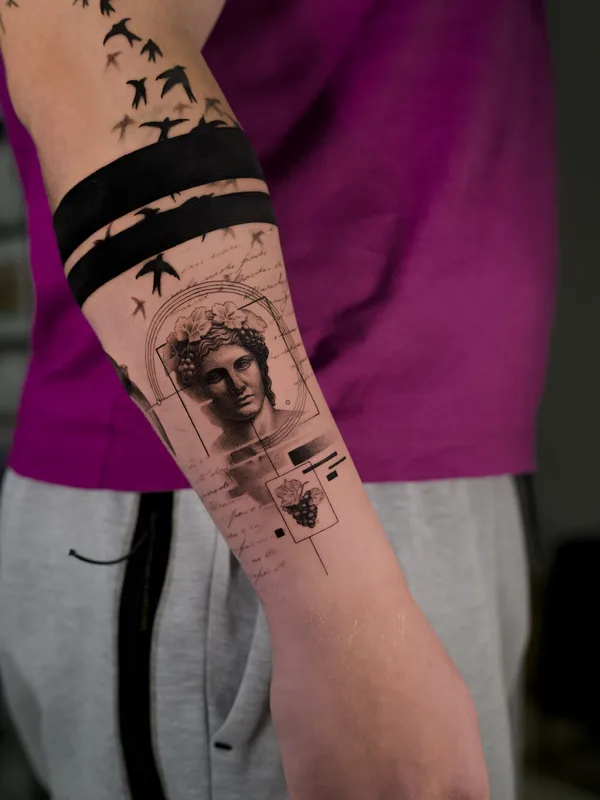black and grey blackwork татуировка на forearm #98014 | Тату мастер Valerii Kanay