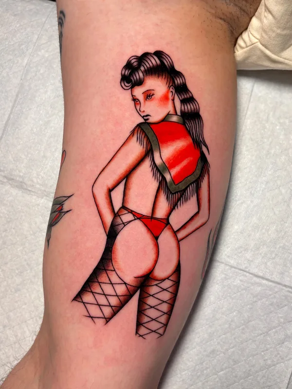 female color neo-traditional Tatuaggio su thigh #98090 | Tatuatore Павел Seneli