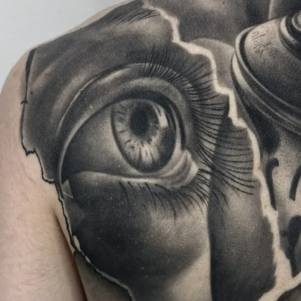 Реализм tattoo by Александр Кучин in Санкт-Петербург