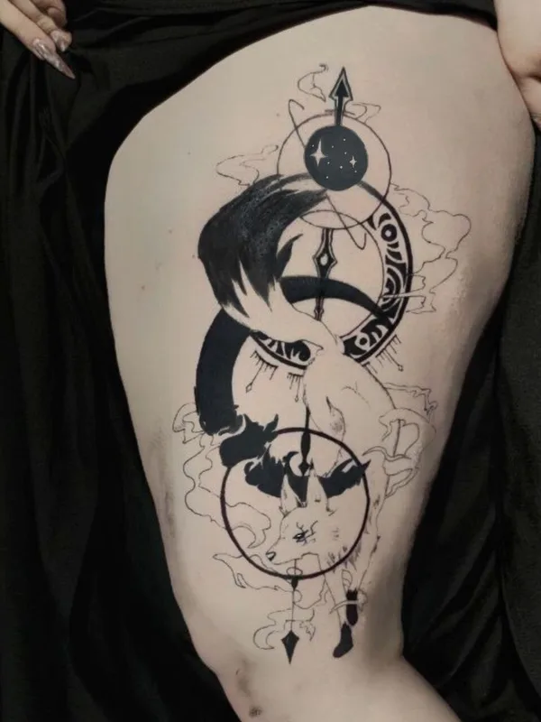 female black blackwork татуировка на thigh #98572 | Тату мастер Антонов Иван
