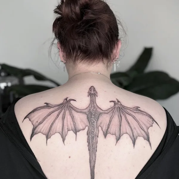 Fine Line tattoo by Becci | Eisvogel Tattoo in Stuttgart