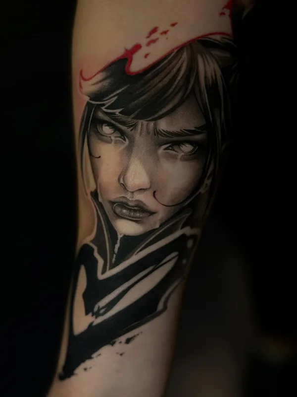 female black and grey realism tattoo auf forearm #98948 | Tätowierer Анита Симка