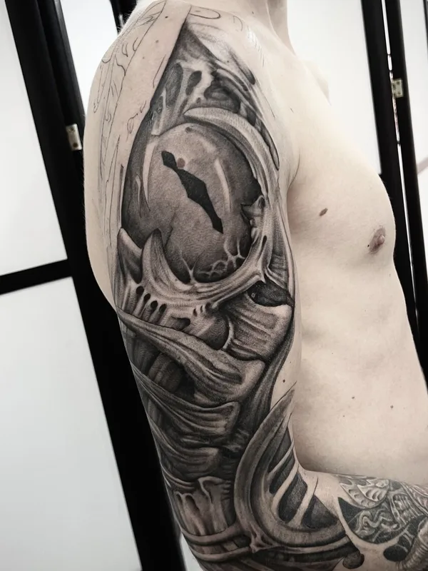 male black and grey biomechanical татуировка на full sleeve #98961 | Тату мастер Tim Blackhands
