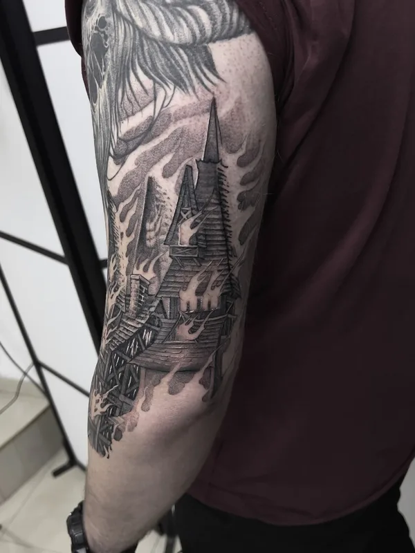 male black and grey blackwork татуировка на upper arm #98962 | Тату мастер Tim Blackhands