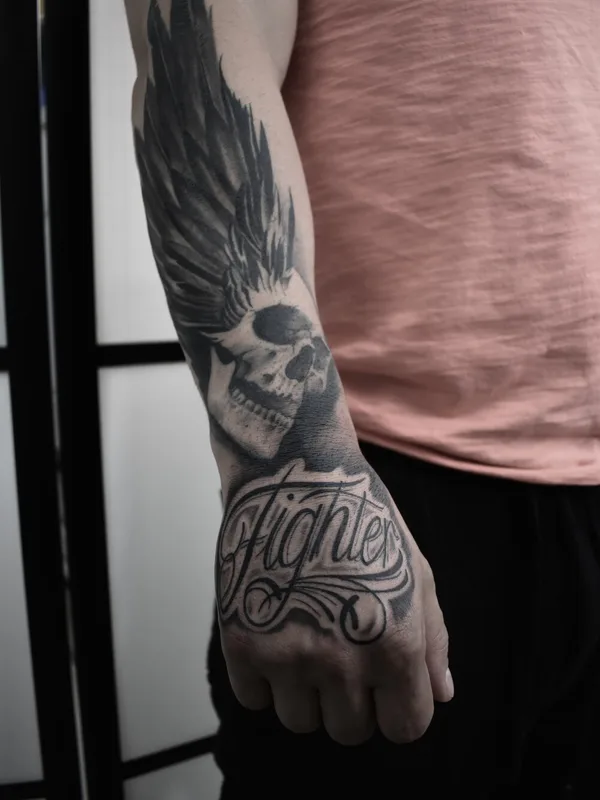 male black and grey black and grey татуировка на forearm #98964 | Тату мастер Tim Blackhands
