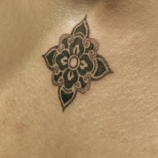 Graphic tattoo by Nika Taratuta in Haifa