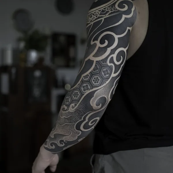 Ornamental tattoo by Jihoon in Seoul
