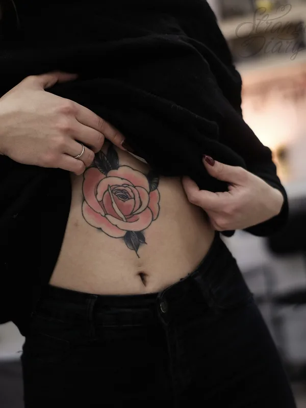 female color neotraditional tattoo auf stomach #99620 | Tätowierer Алексей Strange Diary