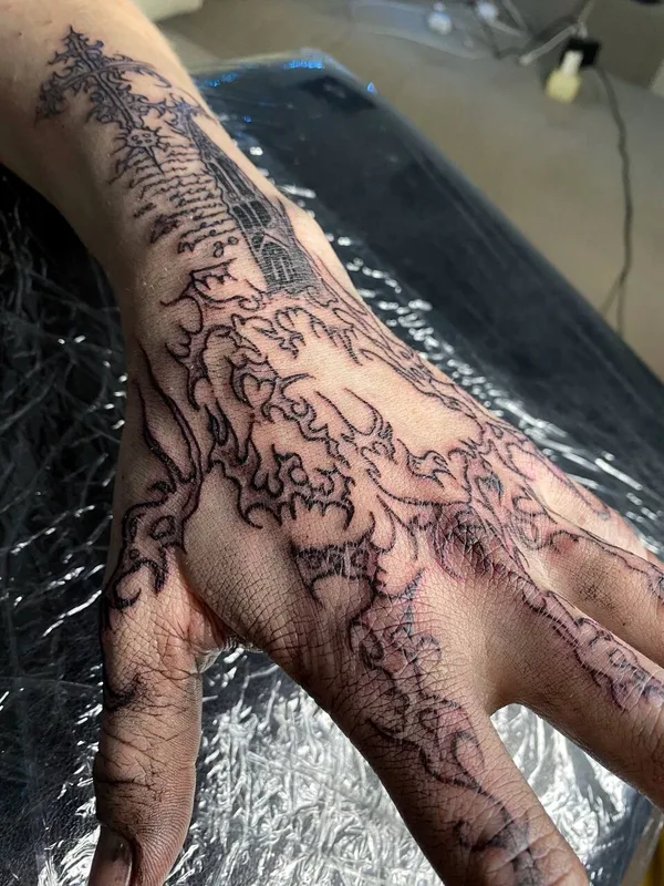 black blackwork Tatuaggio su hand #100775 | Tatuatore vamphof