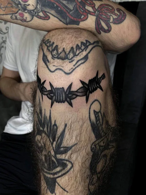 black blackwork Tatuaggio su knee #100780 | Tatuatore vamphof
