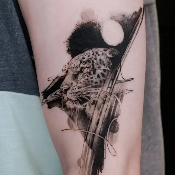 Микрореализм tattoo by Dojun in Toronto