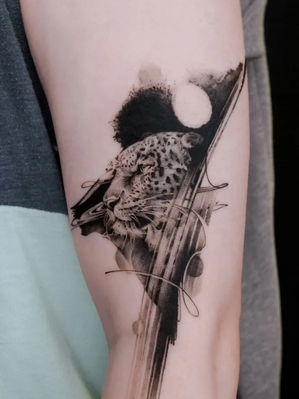 Micro Realism tattoo by Dojun in Toronto