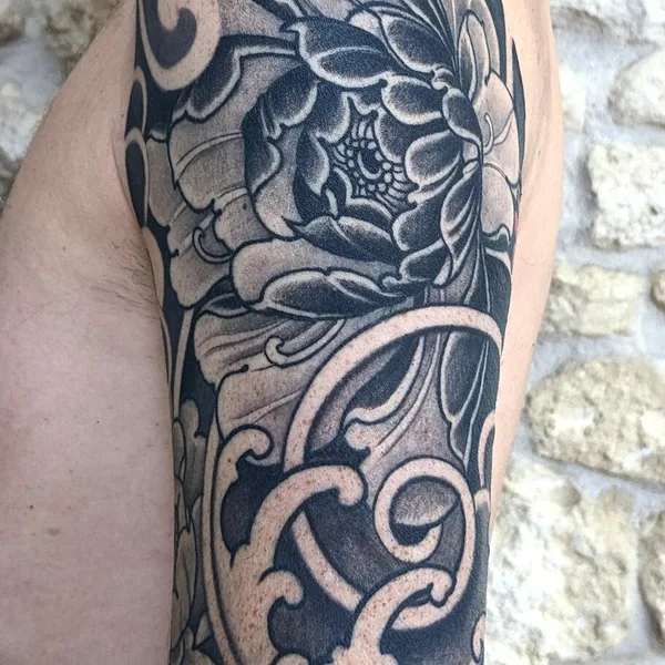 Japanese tattoo by Morgan Ezor  in Pons