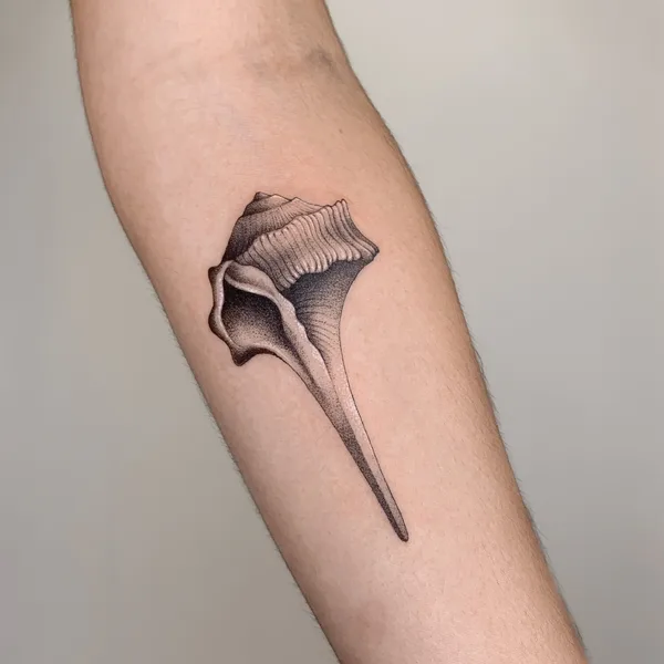 Fine Line tattoo by Maayan Ben Porat in Montréal