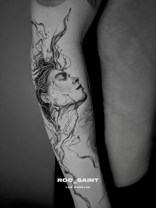 female black and grey sketch татуировка на forearm #101866 | Тату мастер Roc Saint