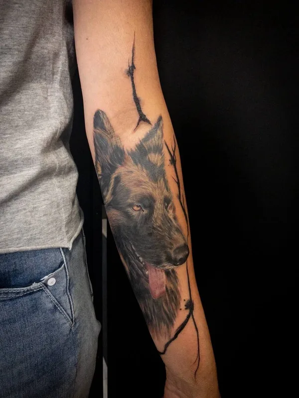 female color realism Tatuaggio su forearm #103482 | Tatuatore Сергей Петров