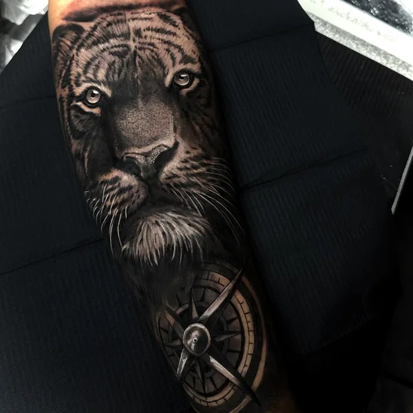 Biomechanical tattoo by Marin Yordanov - Yordanov Arts