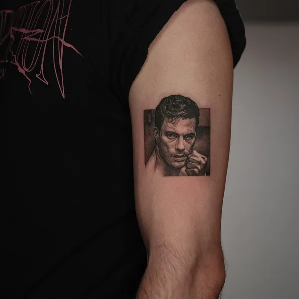 Микрореализм tattoo by DAN OBSCURA in Москва