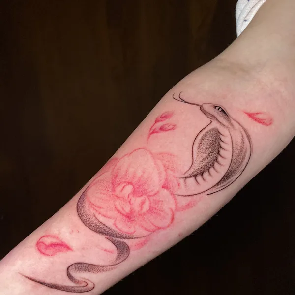 coverup tattoo by ДЭН ОТЧИЧЕНКО in Оренбург