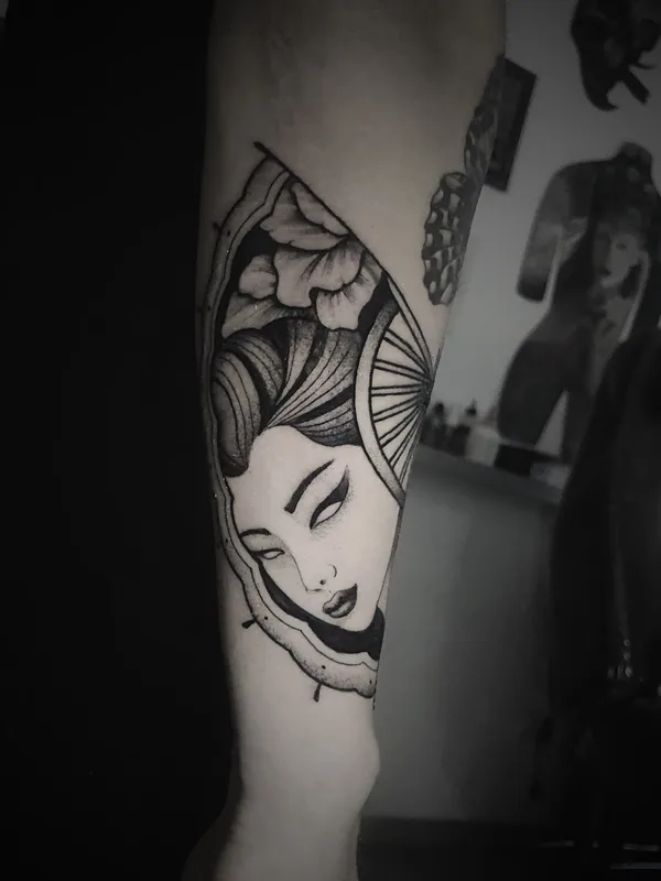 black and grey japanese tatouage sur forearm #91921 | Artiste tatoueur Leonel Za₿ala