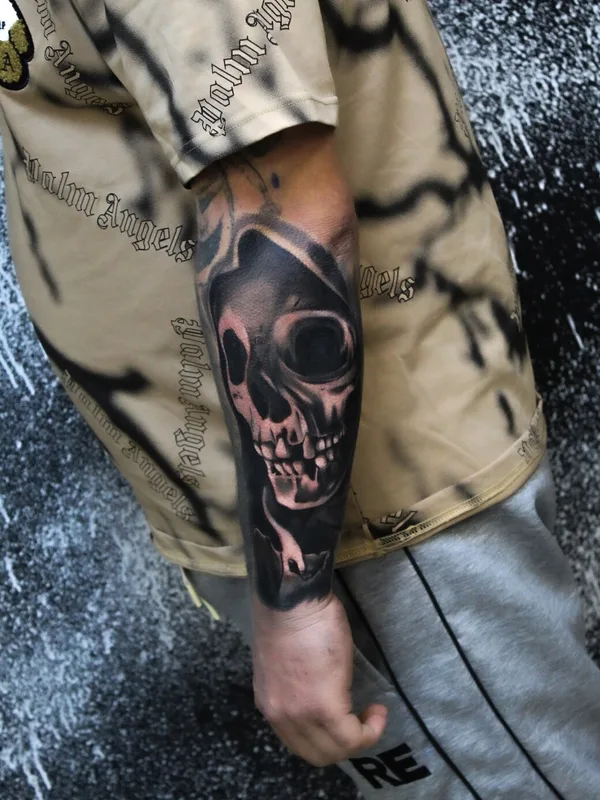 black and grey realism татуировка на forearm #94616 | Тату мастер Даниил Иванов