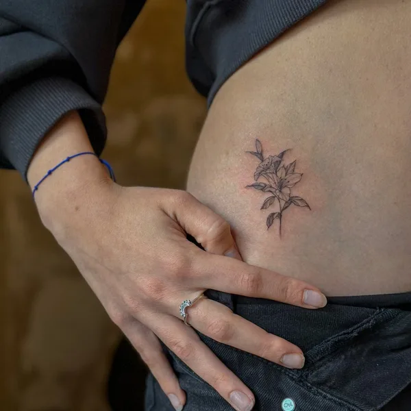 Minimalism tattoo by Anastasia Kulikova in Zagreb