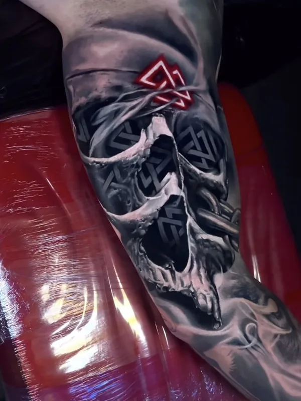 male blackandgrey realism татуировка на arm #96703 | Тату мастер Yevhen Dikov