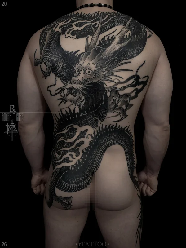 male black japanese tatuaje en back #102706 | Tatuador РОМАН МИГУРА