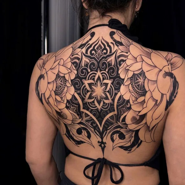 Black tattoo by Елена Чернова in Челябинск
