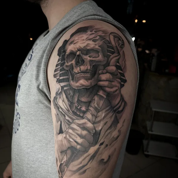 Black tattoo by Евгений Гнётов in Moscow