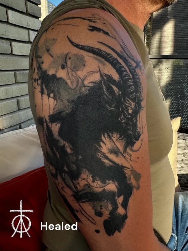 abstract tatuaje #105633 | Tatuador Claudia Fedorovici 